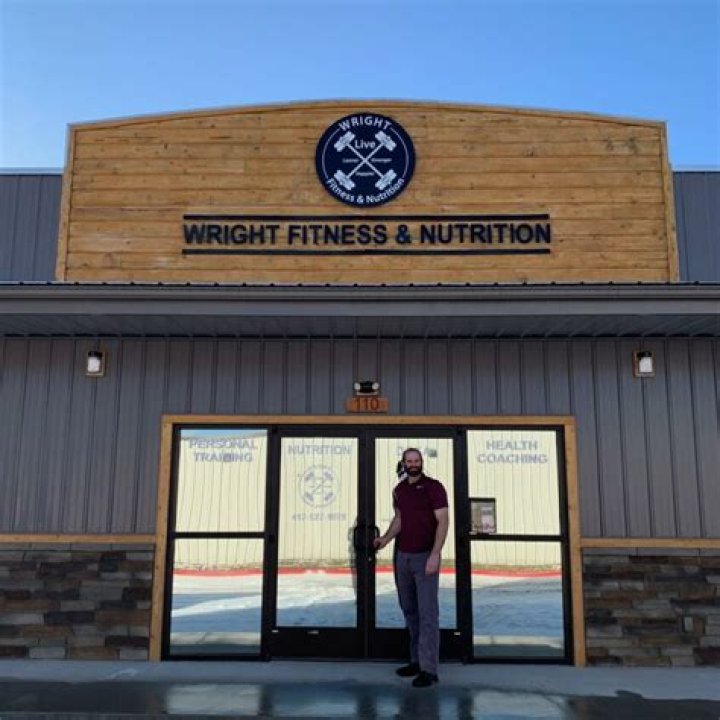 Adam Wright (Fitness Instructor) - Age, Birthday, Bio, Facts, Family, Net Worth, Height & More