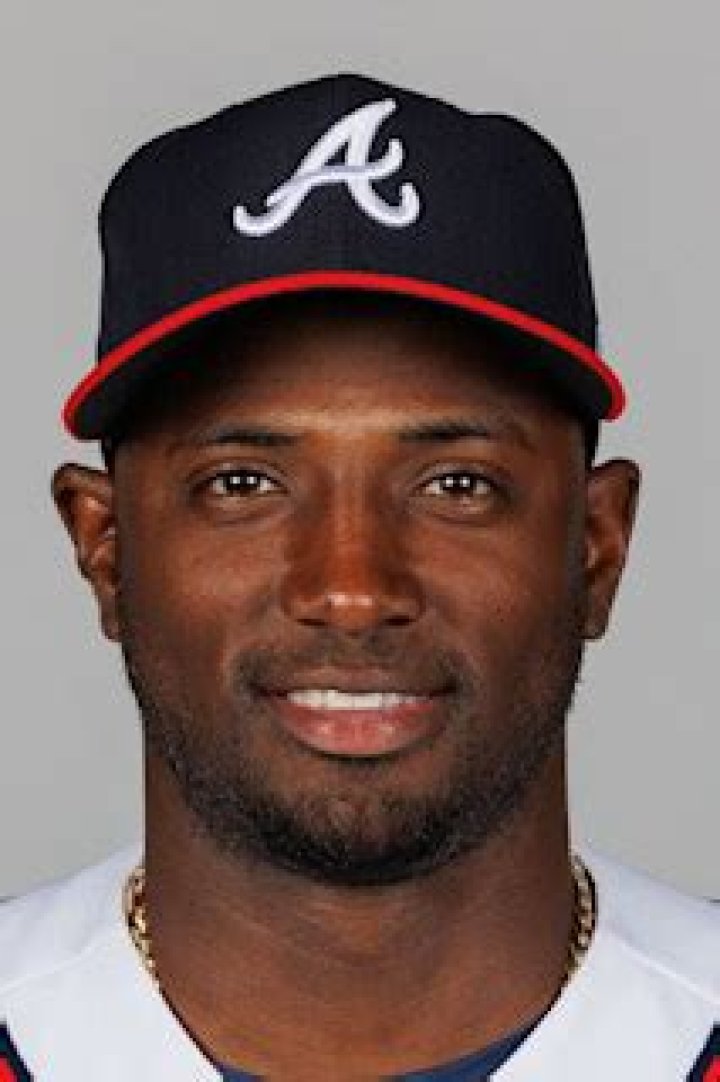 Adeiny Hechavarria Biography, Age, Height, Wife, Net Worth, Family