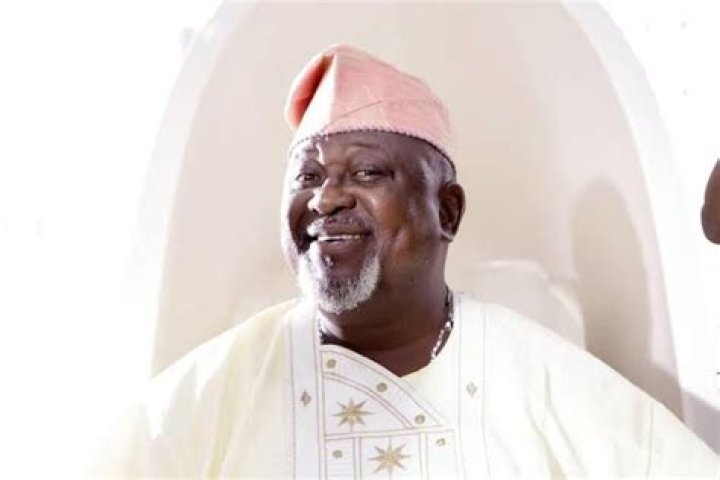 Akin Lewis Biography, Age, Height, Wife, Net Worth, Family