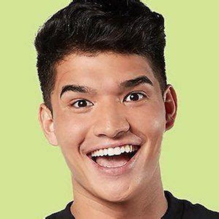 Alex Wassabi (YouTube Star) - Age, Birthday, Bio, Facts, Family, Net Worth, Height & More