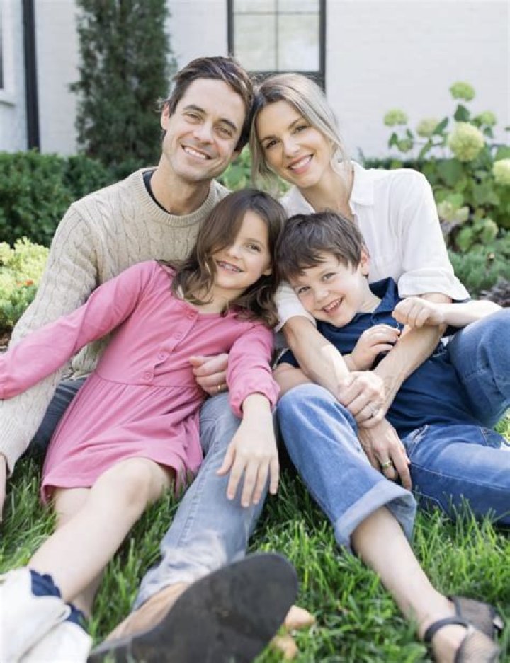 Ali Fedotowsky Has Two Kids With Husband Kevin Manno, Family And Net Worth