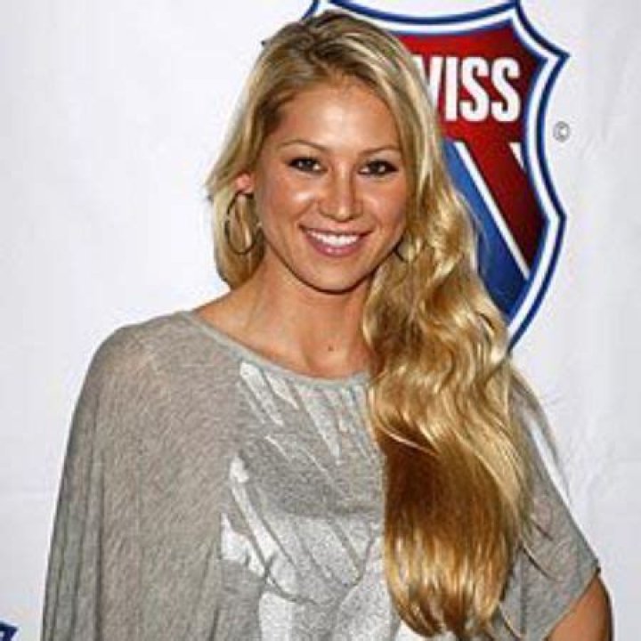 Allan Kournikova biografía, edad, altura, esposo, net worth, familia