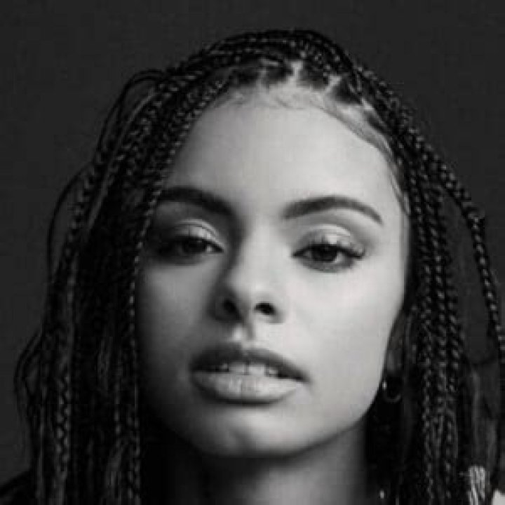 Ally Renee (TikTok Star) - Age, Birthday, Bio, Facts, Family, Net Worth, Height & More