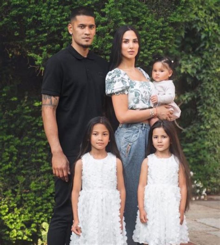 Alphonse Areola Bio, Wiki, Age, Parents, Wife, Daughters, Current Teams, Fifa 20, Fifa 19 and Net Worth
