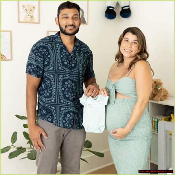 Amber Bowles (MAFS) Age, Wiki, Height, Family, Married, Net Worth, Bio