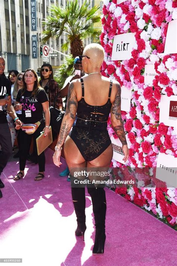 Amber Rose Announces 2018 SlutWalk By Posing Topless