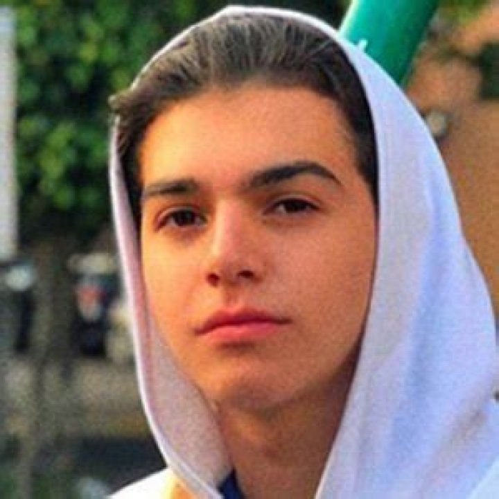 Andrés Vázquez (Soap Opera Actor) - Age, Birthday, Bio, Facts, Family, Net Worth, Height & More