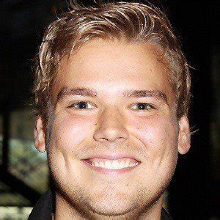 Andrew Caldwell (Movie Actor) - Age, Birthday, Bio, Facts, Family, Net Worth, Height & More