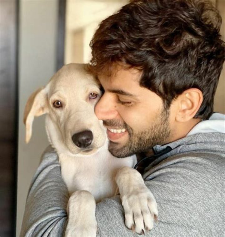 Ankit Modgil Biography, Age, Height, Wife, Net Worth, Family