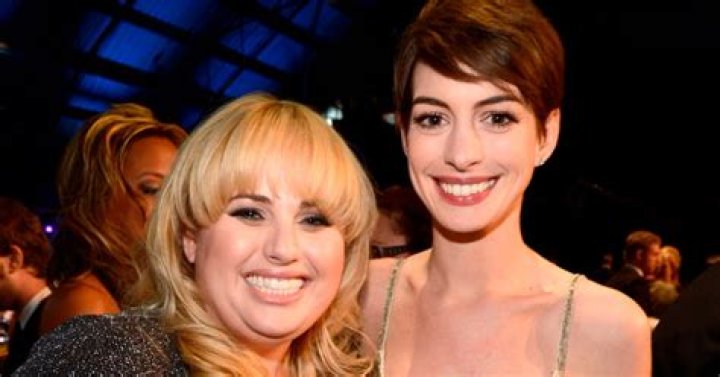 Anne Hathaway Teaches Rebel Wilson How to Become a Con Artist in ‘The Hustle’ — Watch the Trailer