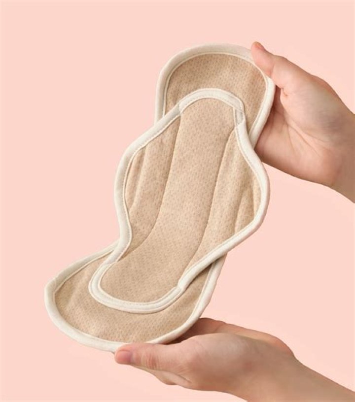 Are menstrual pads made of cotton?