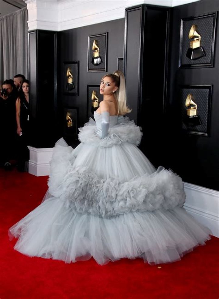 Ariana Grande Slayed the 2020 Grammys Red Carpet in a Showstopping Grey Gown