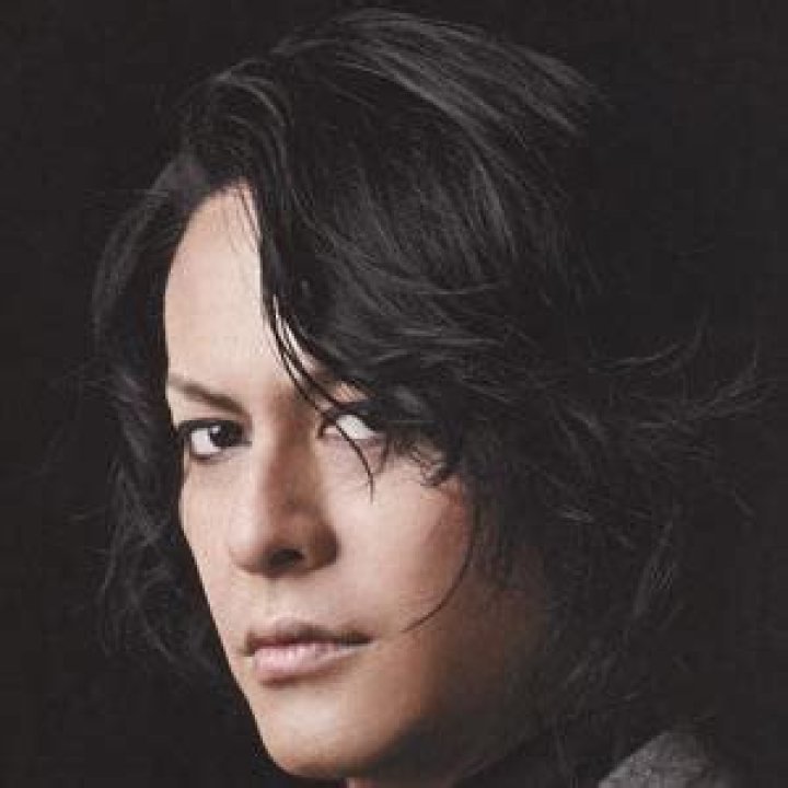 Atsushi Sakurai (Rock Singer) - Age, Birthday, Bio, Facts, Family, Net Worth, Height & More
