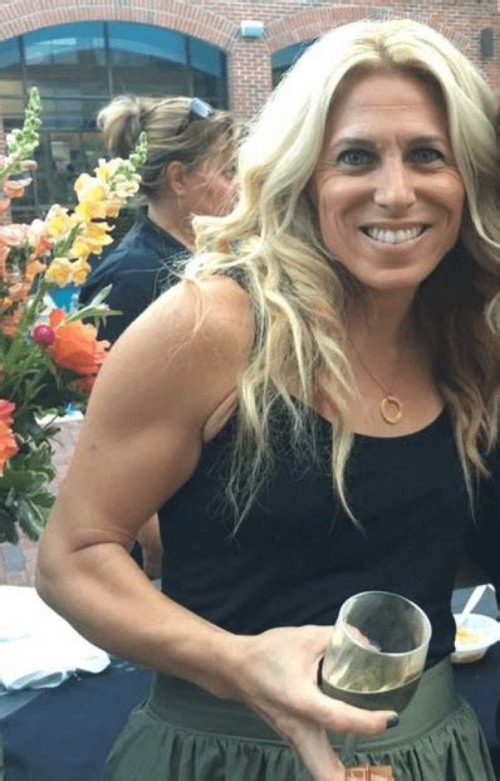 Audrey McClelland (Blogger) - Age, Birthday, Bio, Facts, Family, Net Worth, Height & More