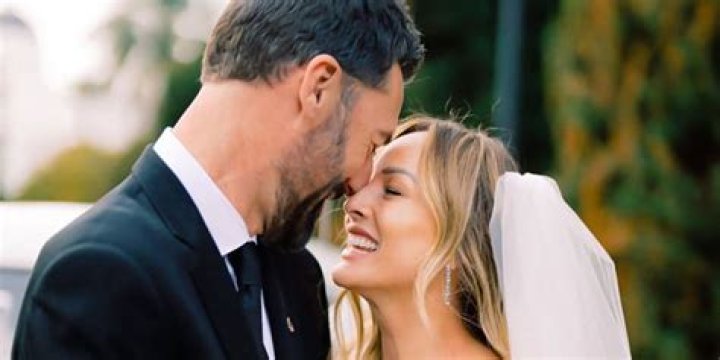 Bachelorette Clare Crawley’s Dating History Before Ex-Fiance Dale Moss Proves She’s a Strong Woman