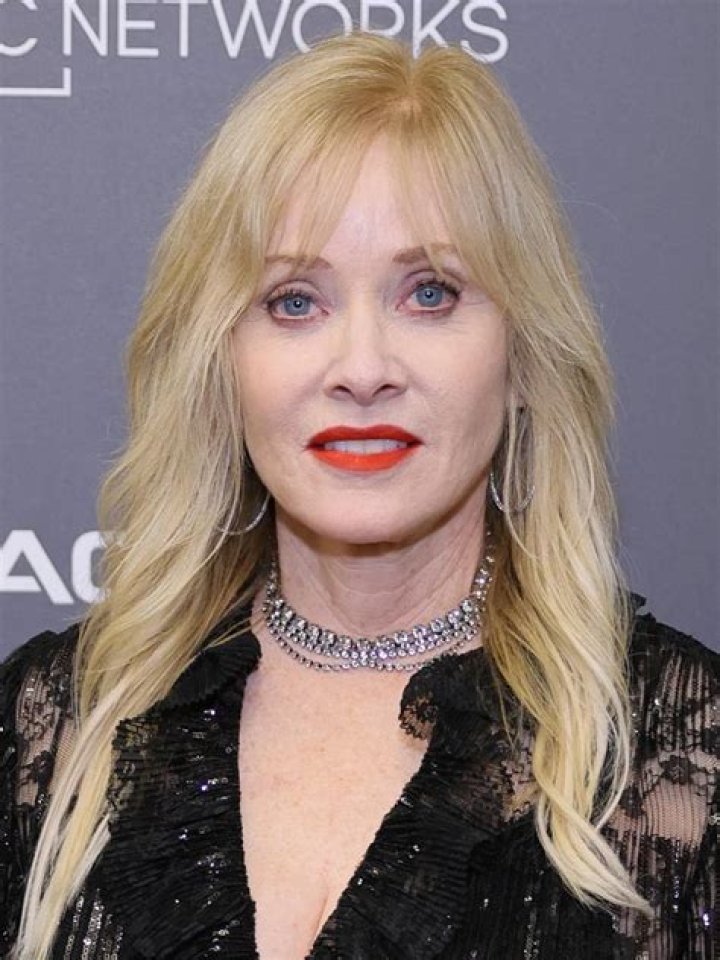 Barbara Crampton (Movie Actress) - Age, Birthday, Bio, Facts, Family, Net Worth, Height & More