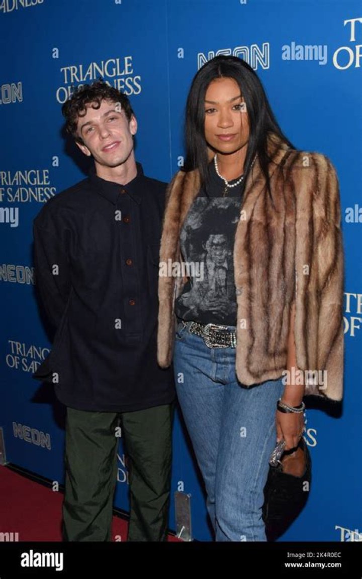 Ben Levi Ross Biography, Age, Height, Wife, Net Worth, Family