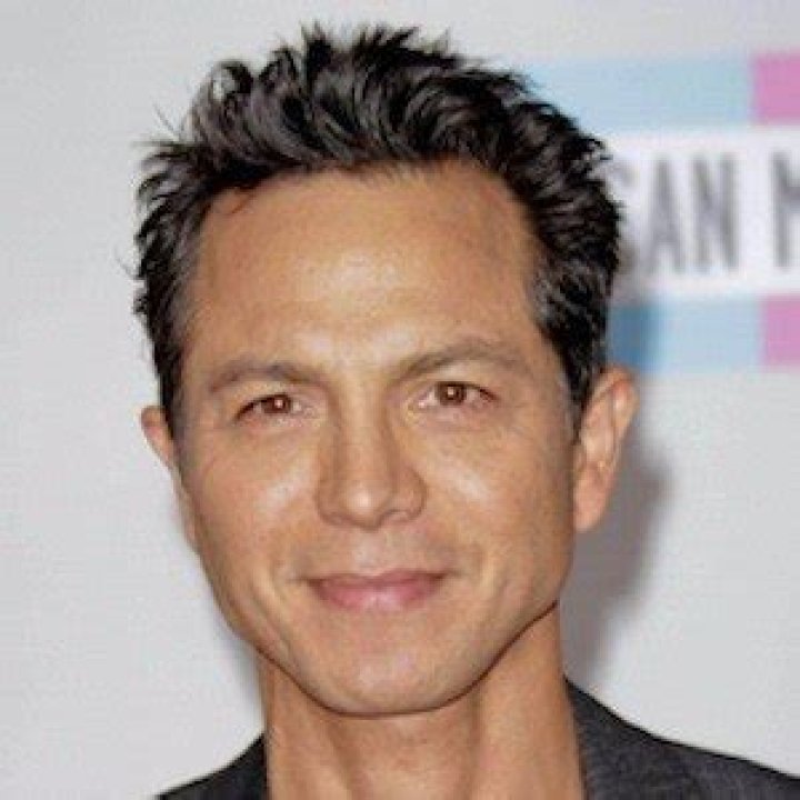Benjamin Bratt (TV Actor) - Age, Birthday, Bio, Facts, Family, Net Worth, Height & More