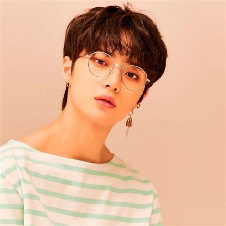 Beomgyu (Singer) Wiki, Bio, Age, Height, Weight, Net Worth, Girlfriend, Career, Facts