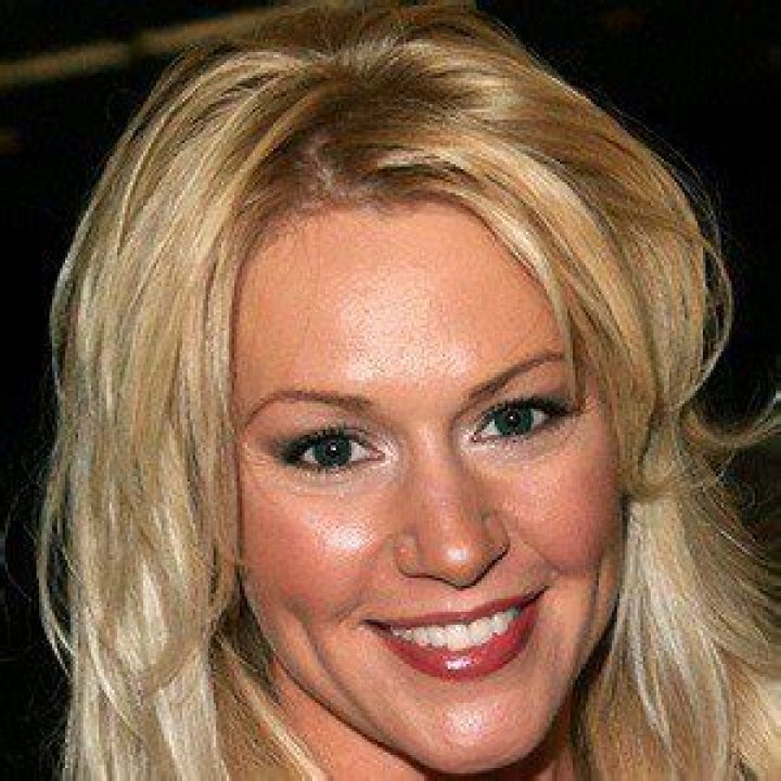 Beverly Lynne (Movie Actress) - Age, Birthday, Bio, Facts, Family, Net Worth, Height & More