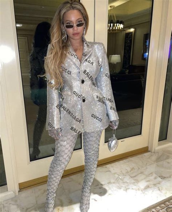 Beyonce Rocks $13K Gucci X Balenciaga Jacket, Gets Kissy With Jay-Z