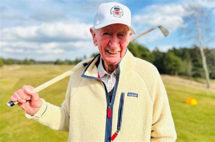 Bobby Cruickshank (Golfer) - Age, Birthday, Bio, Facts, Family, Net Worth, Height & More