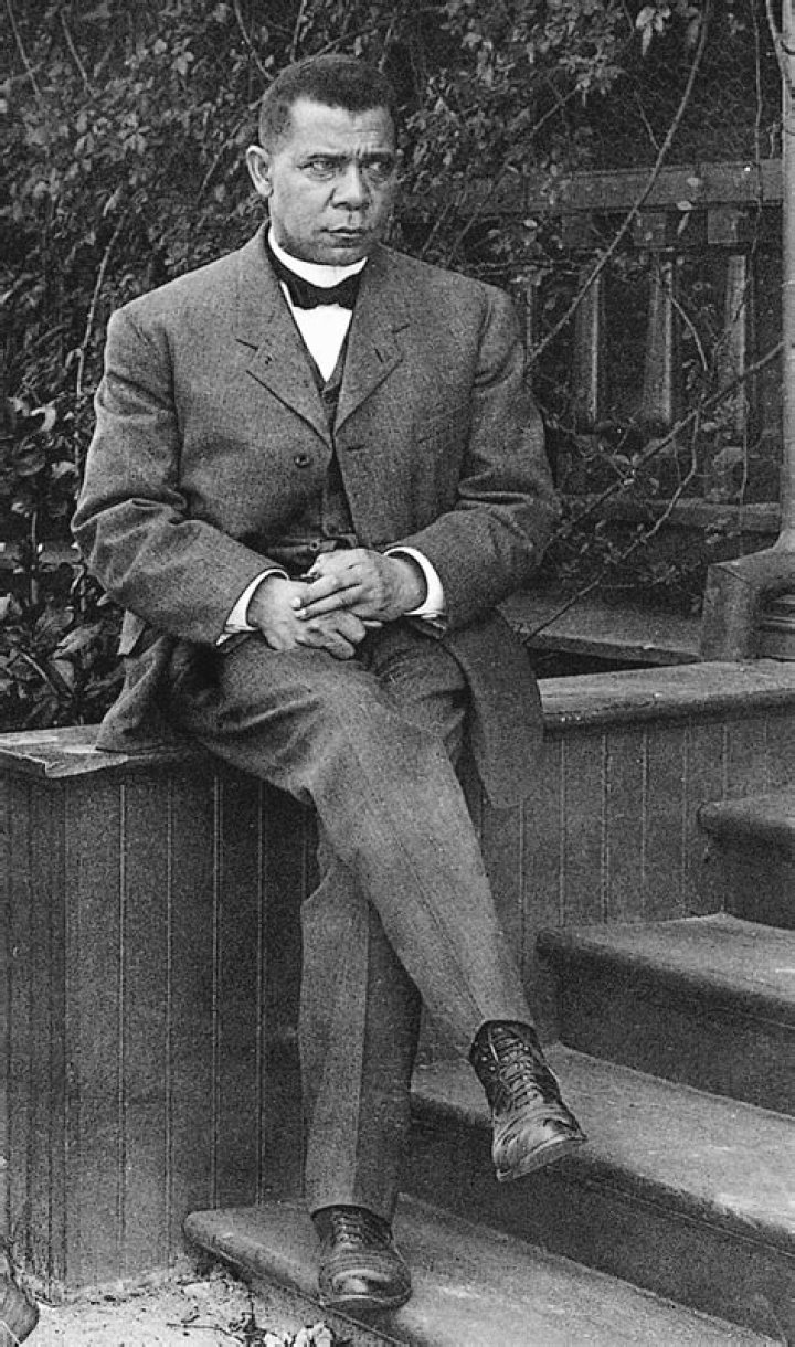 Booker T. Washington Biography, Age, Height, Wife, Net Worth, Family