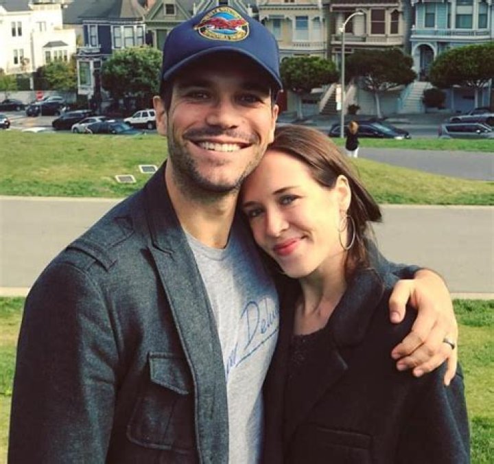 Bradley Olivier Biography, Age, Wife, Instagram, Family, Height, Instagram