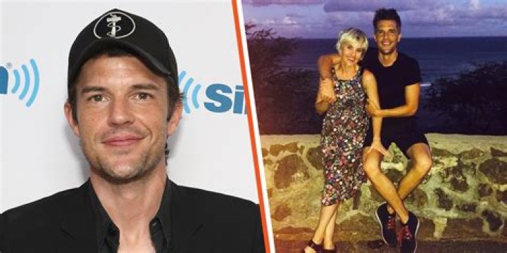 Brandon Flowers Biography, Age, Height, Wife, Net Worth, Family