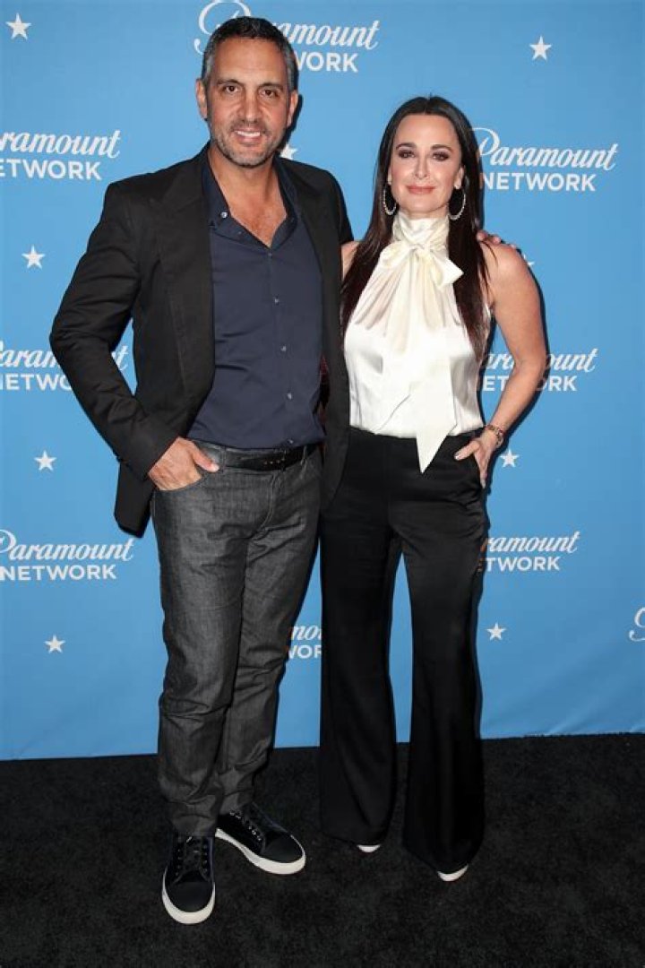 Built to Last? See RHOBH’s Kyle Richards and Mauricio Umansky Relationship and Marriage Timeline