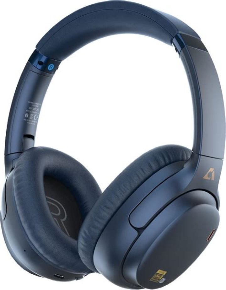 Can you wear headphones with an ICD?