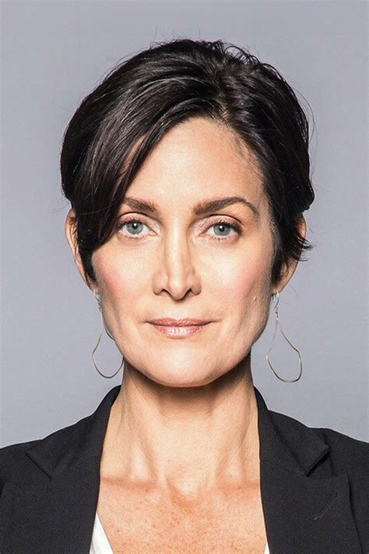 Carrie-Anne Moss Net Worth, Income, Salary, Earnings, Biography