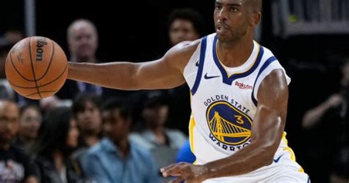 Chris Paul Tries To Look Taller In Photo With Victor Wembanyama, Social Media Goes Wild