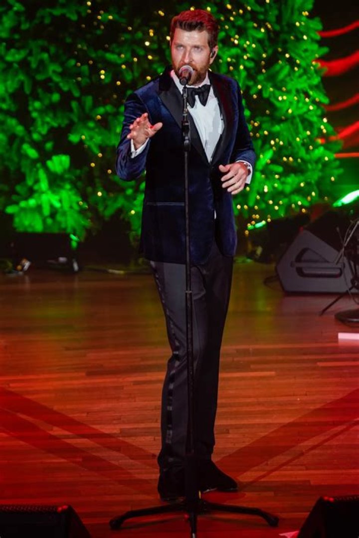 Christmas Crooner! Who Is Brett Eldredge? Meet the Country Singer Amid Kelly Clarkson Dating Rumors