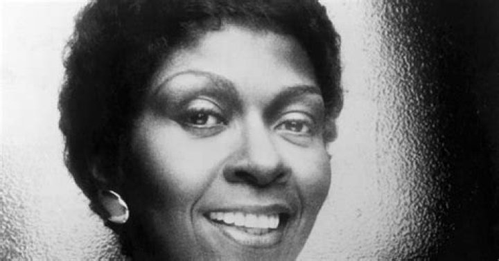 Cissy Houston Biography, Age, Height, Husband, Net Worth, Family