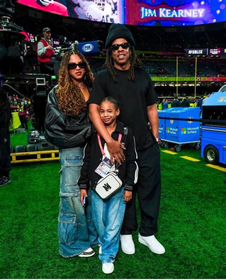 Coolest Kid EVERBlue Ivy Poses With Dad Jay Z and the Super Bowl Trophy!