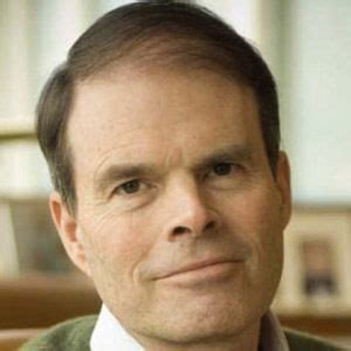 Craig McCaw (Entrepreneur) - Age, Birthday, Bio, Facts, Family, Net Worth, Height & More