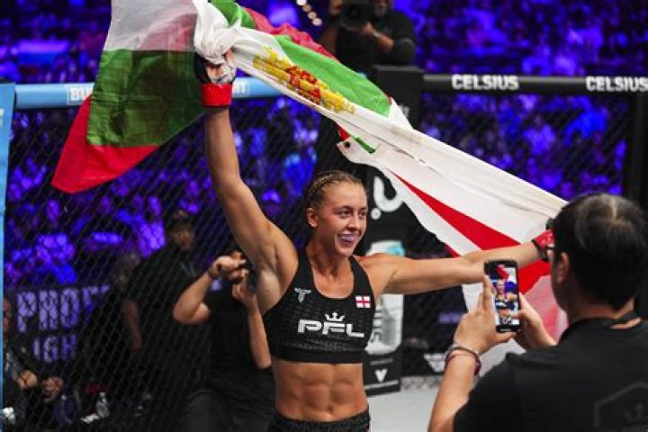 Dakota Ditcheva Biography, Age, Height, Husband, Net Worth, Family