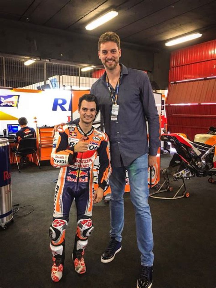 Dani Pedrosa Biography, Age, Height, Wife, Net Worth, Family