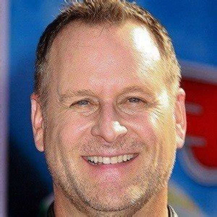 Dave Coulier (TV Actor) - Age, Birthday, Bio, Facts, Family, Net Worth, Height & More