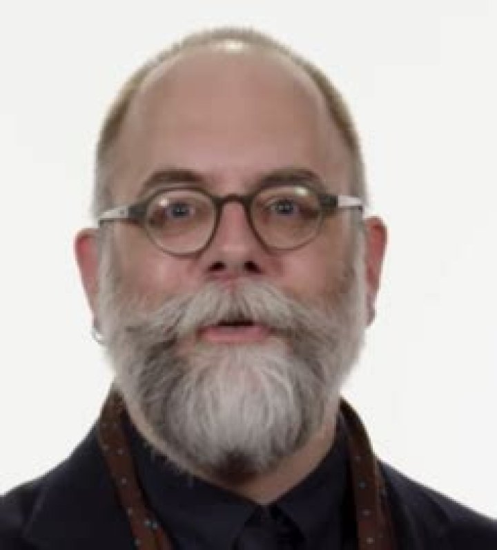 David Zinn (Illustrator) - Age, Birthday, Bio, Facts, Family, Net Worth, Height & More