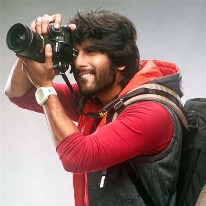 Dilip Dhawan Biography, Age, Height, Wife, Net Worth, Family