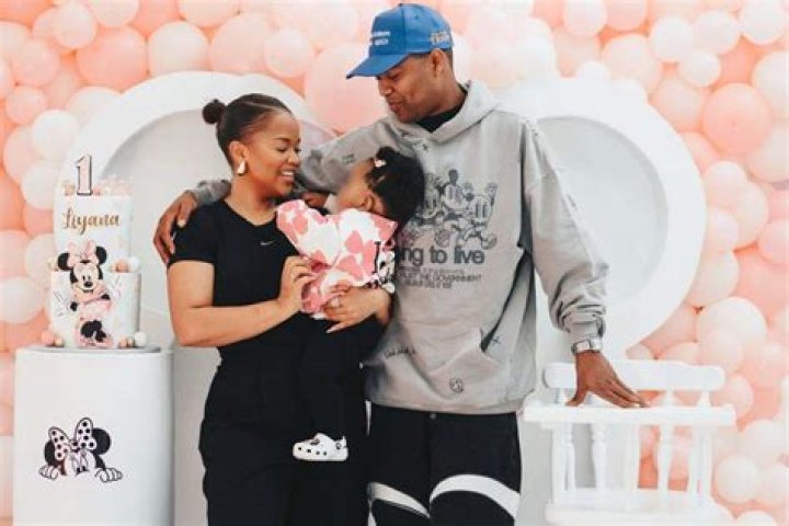 DJ Speedsta (DJ) - Age, Birthday, Bio, Facts, Family, Net Worth, Height & More