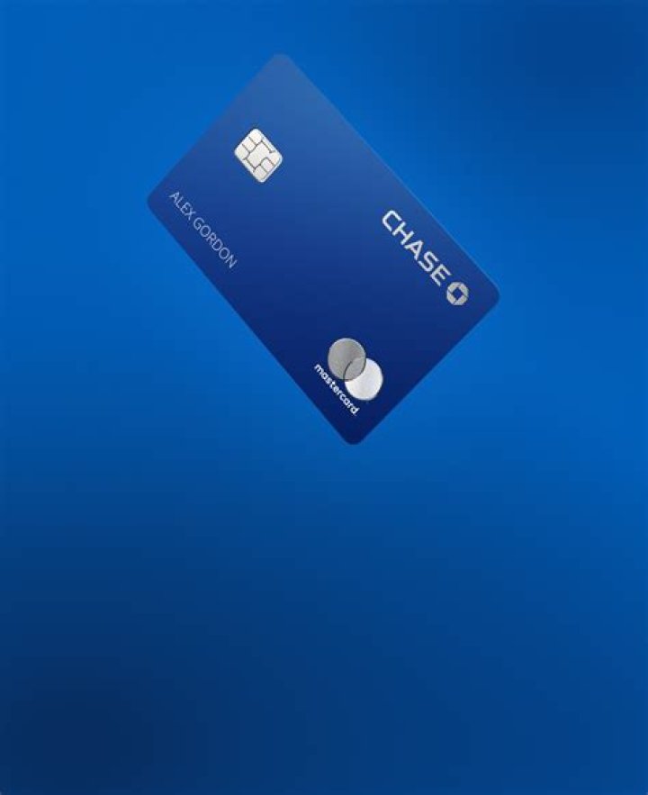 Do Authorized users get their own card chase?