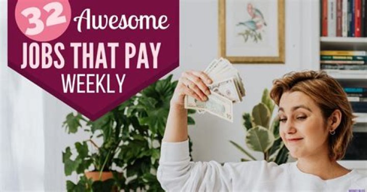 Do companies still pay weekly?