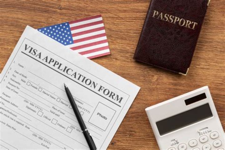 Does debt Affect US visa applications?