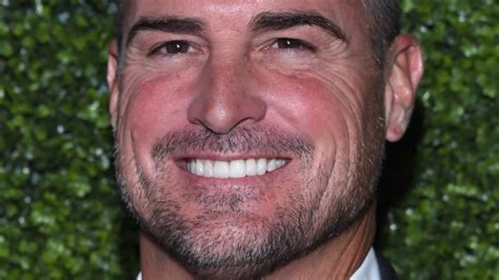 Does George Eads have Instagram?