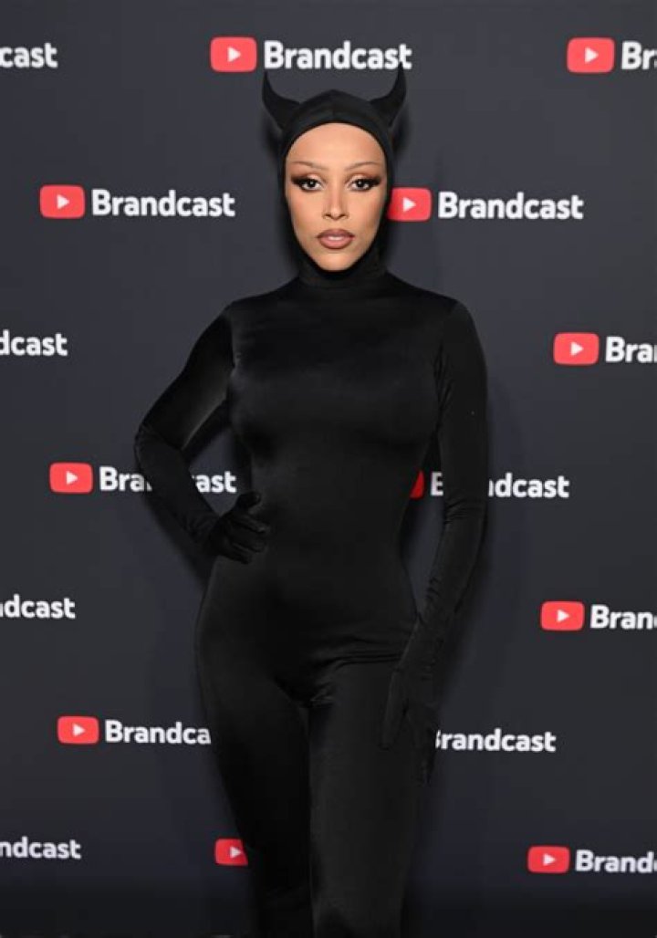 Doja Cat Addresses Nas's "Ultra Black" Mention: "It Didn't Hurt Me"