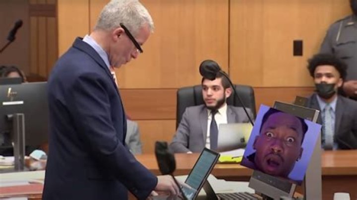 Drake Justifies His Thug On Wavy Banger "Nonstop"