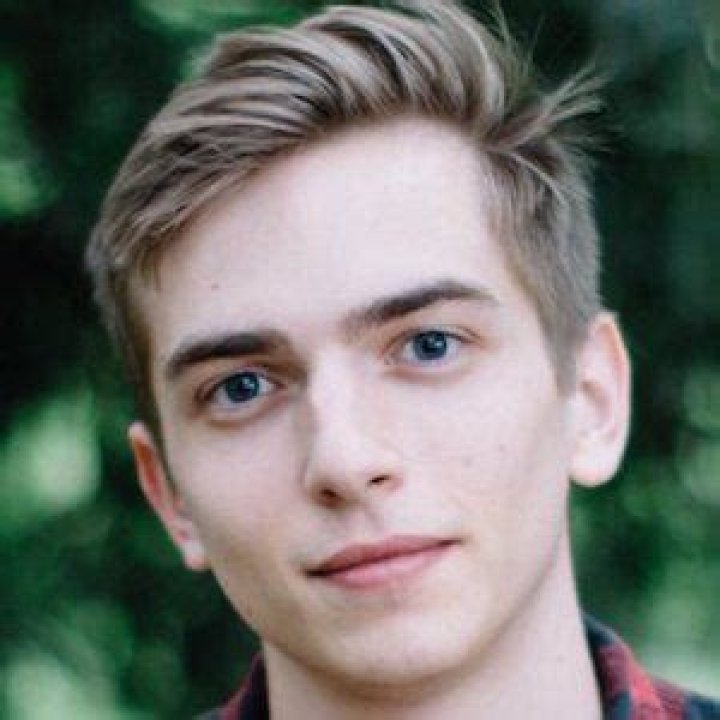 Drew Gooden (YouTube Star) - Age, Birthday, Bio, Facts, Family, Net Worth, Height & More